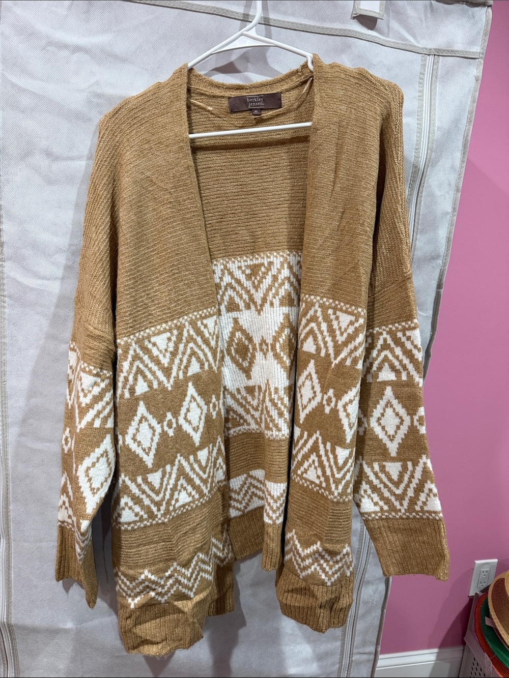 Unbranded Women’s Camel and Cream Patterned Open-Front Cardigan